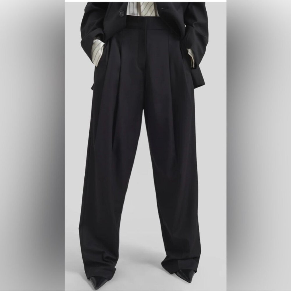 The Frankie Shop Elegant Black Gelso Wide-Leg Pleated Trousers